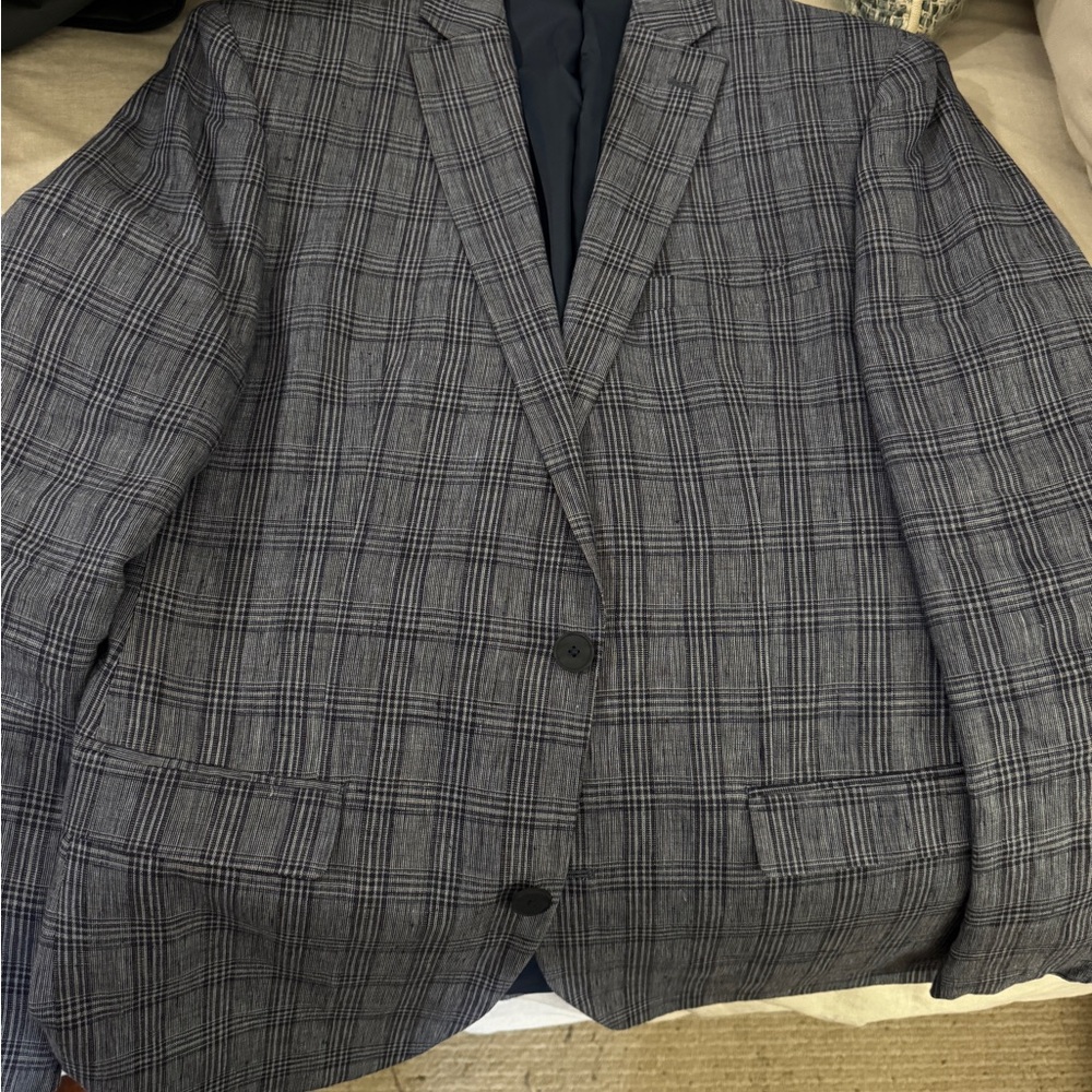 Bar III Gray Sport Coat with Plaid Design